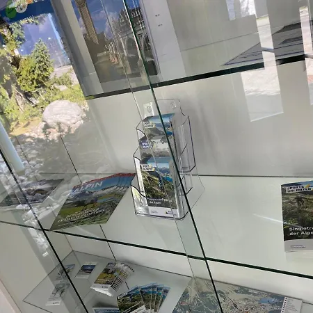 Bernina Ξενοδοχείο 3*