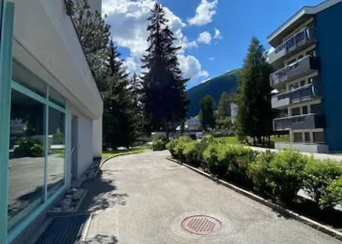 Ξενοδοχείο Bernina 3*